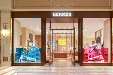 hermès store near me